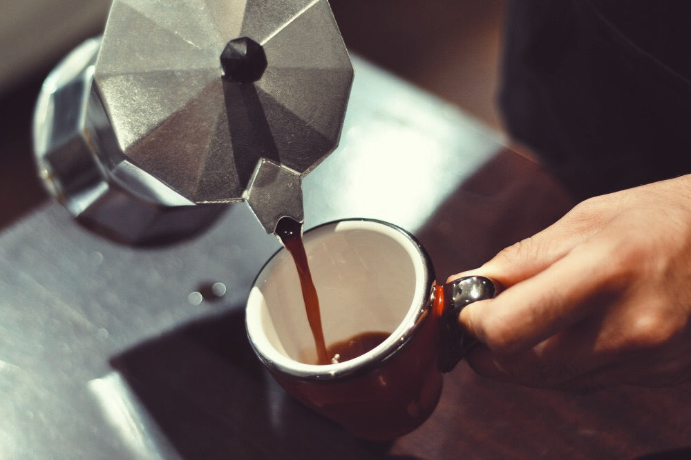 Making delicious coffee with a stovetop moka pot